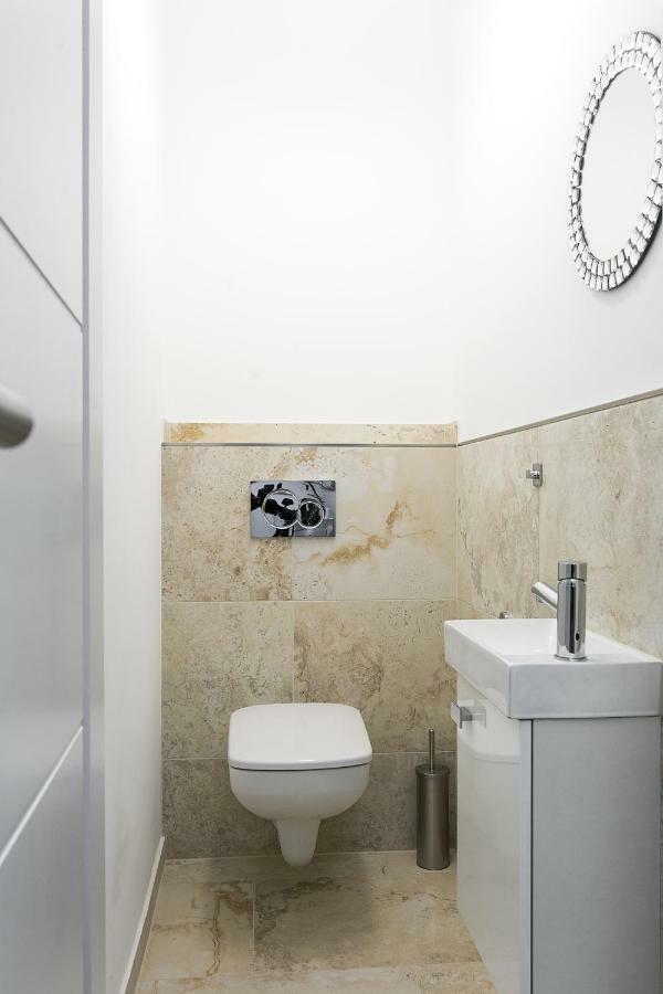 Old Town Cristal Apartment By Otium Cracovia Esterno foto