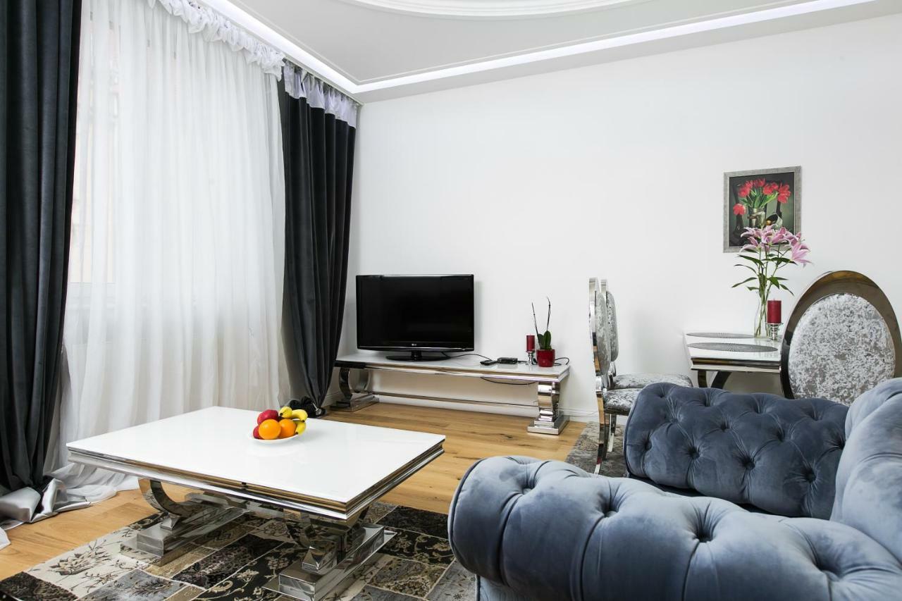 Old Town Cristal Apartment By Otium Cracovia Esterno foto