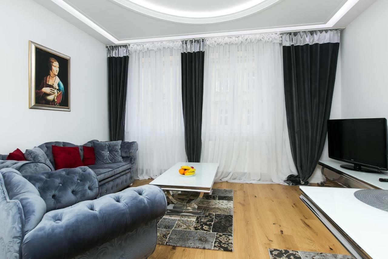 Old Town Cristal Apartment By Otium Cracovia Esterno foto